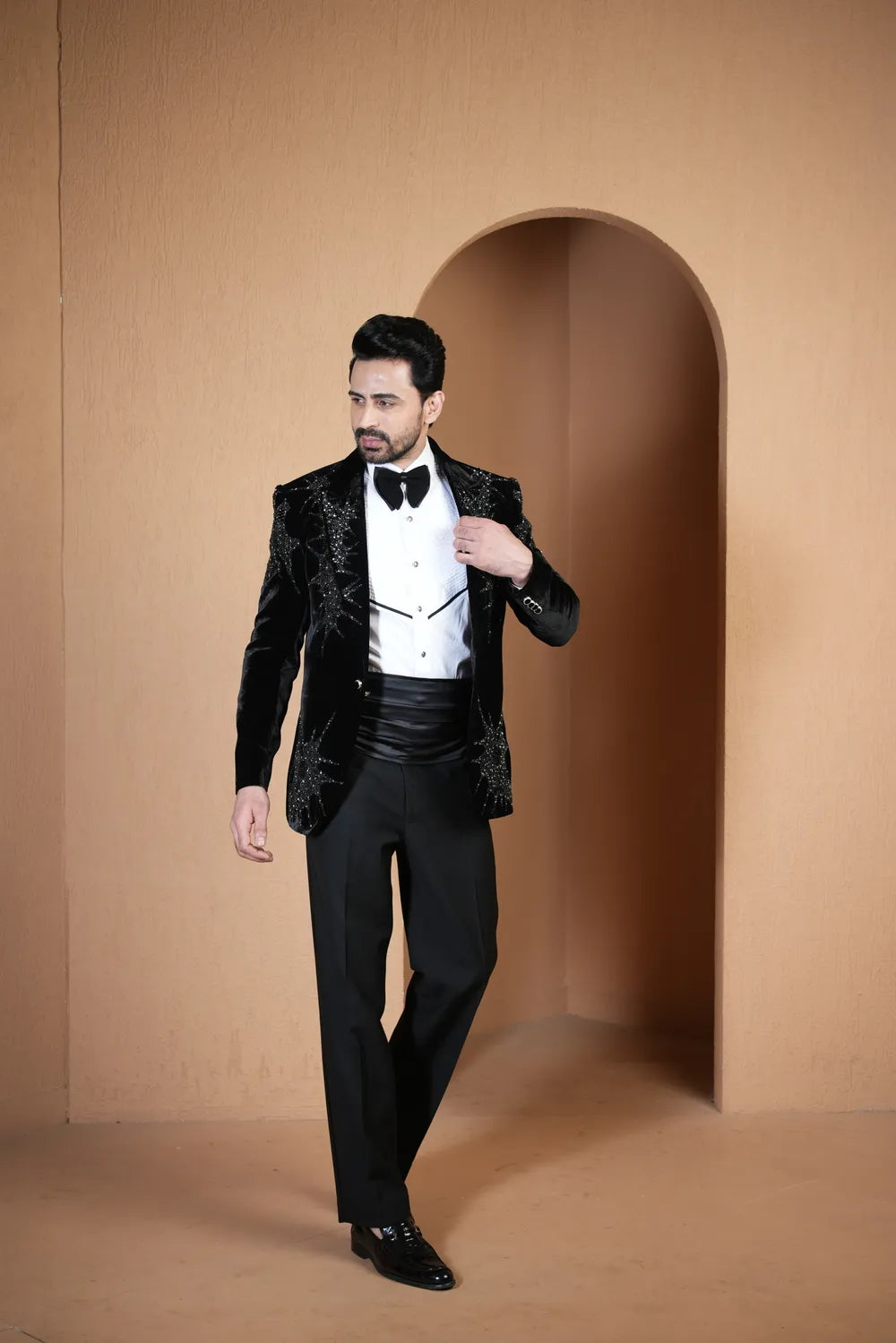 Stellar Eclipse Tuxedo Set